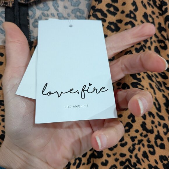 BNWT Love Fire Long Sleeve Leopard Print Dress Tan Black Size XS - Picture 4 of 7